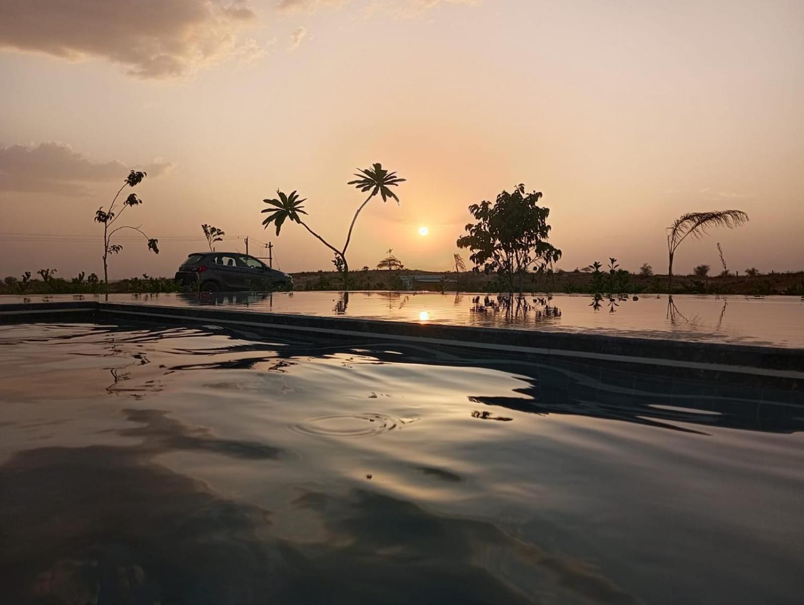 Narayana'S Abode Villa พุชการ์ ภายนอก รูปภาพ